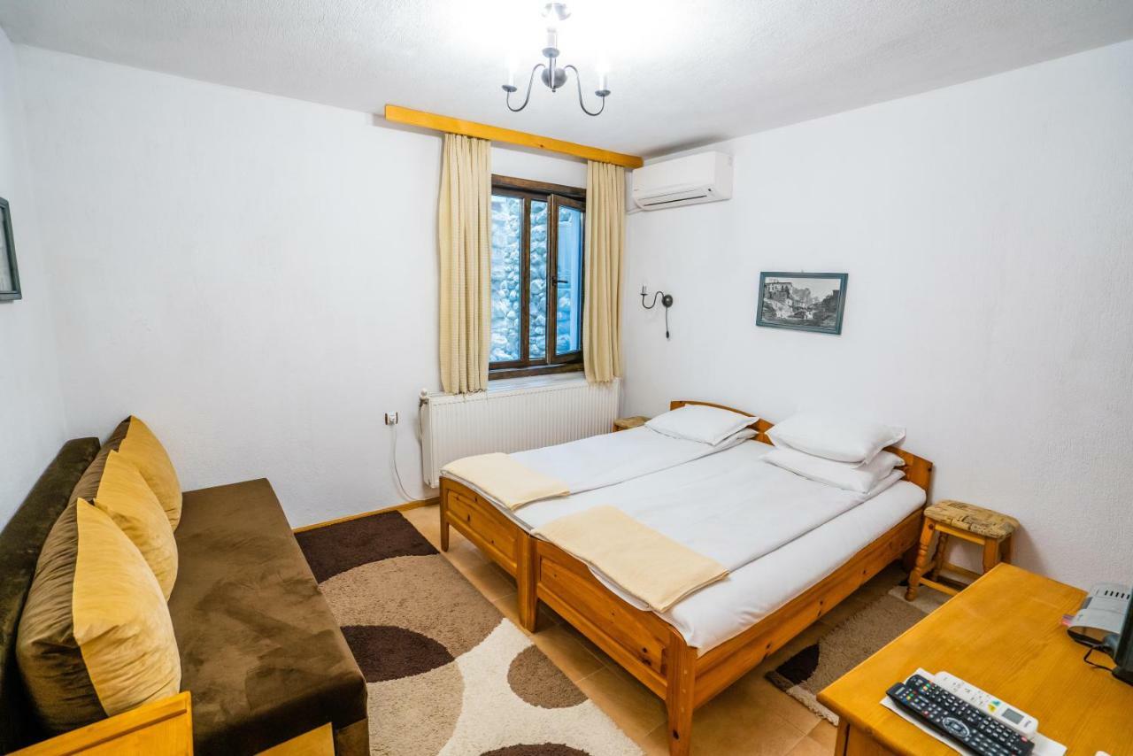 Toni'S Guest House Melnik  Eksteriør billede